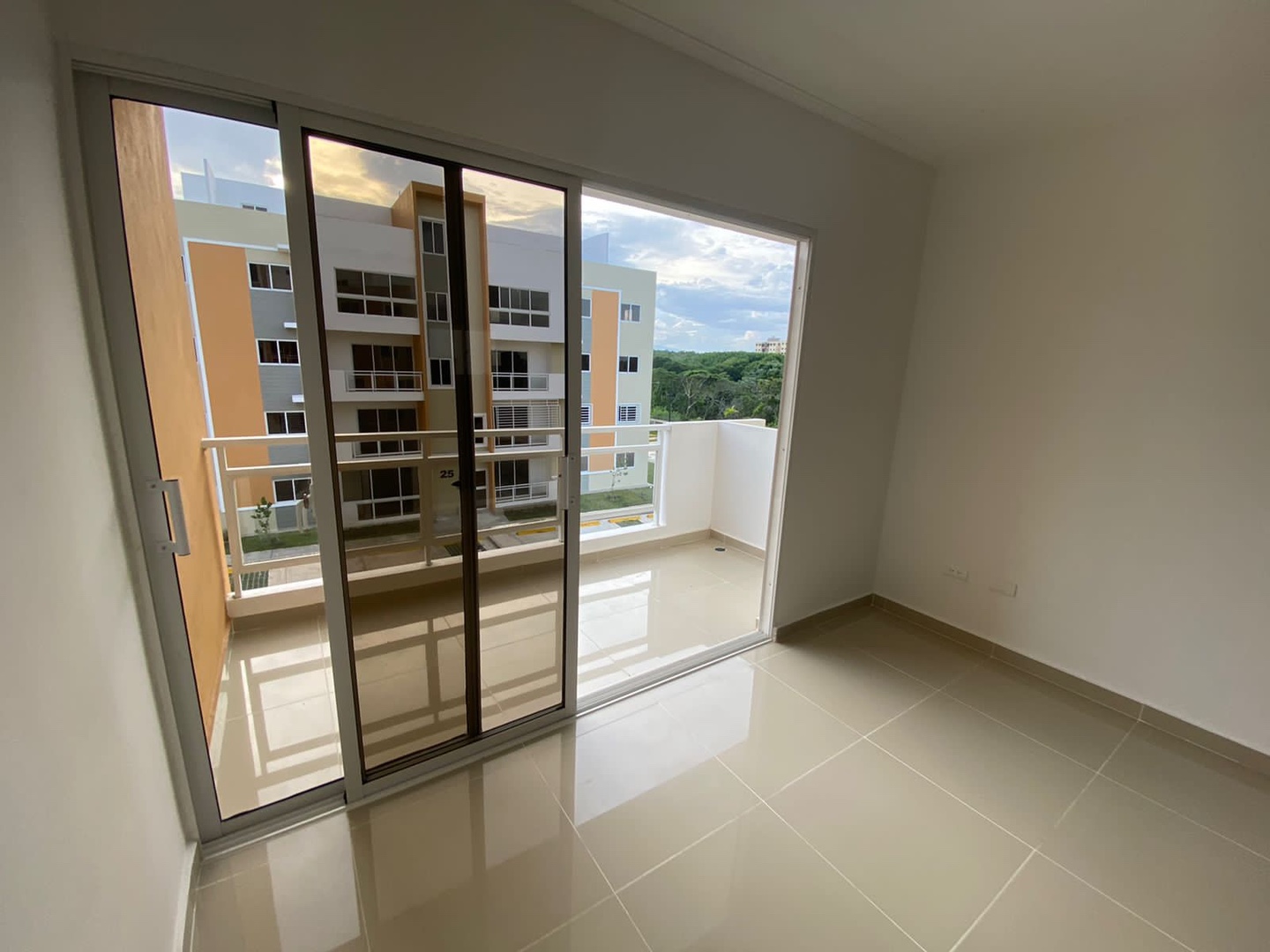 apartamentos - Apartamento en alquiler en residencial altos de la Colombia