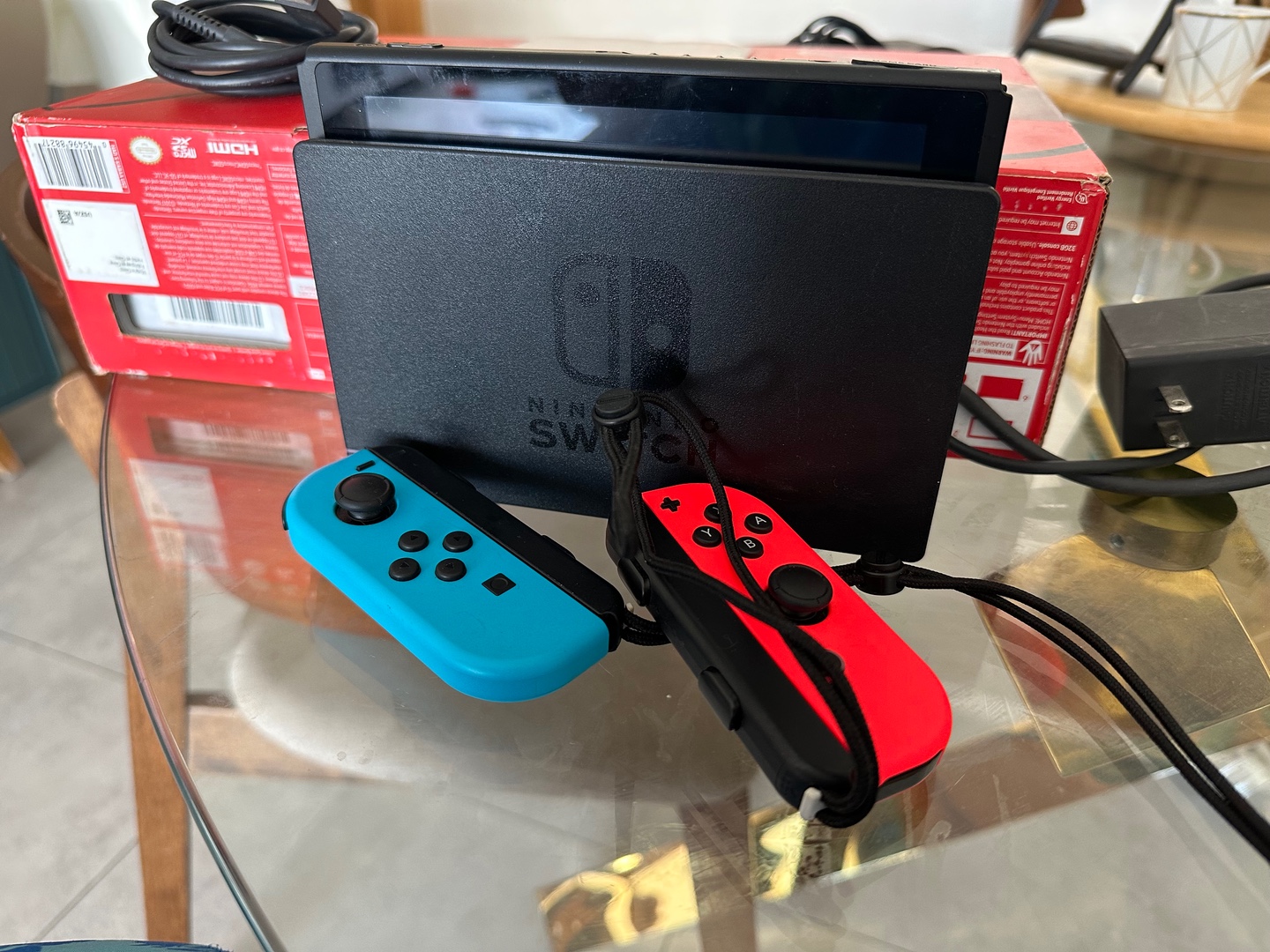 consolas y videojuegos - Nintendo switch usado 2 meses + control + mario Party