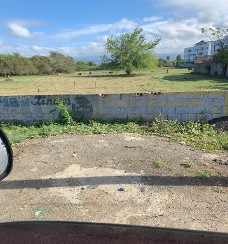 solares y terrenos - Alquilo solar 50,000 santiago de los caballeros 
en la  autopista Duarte  0