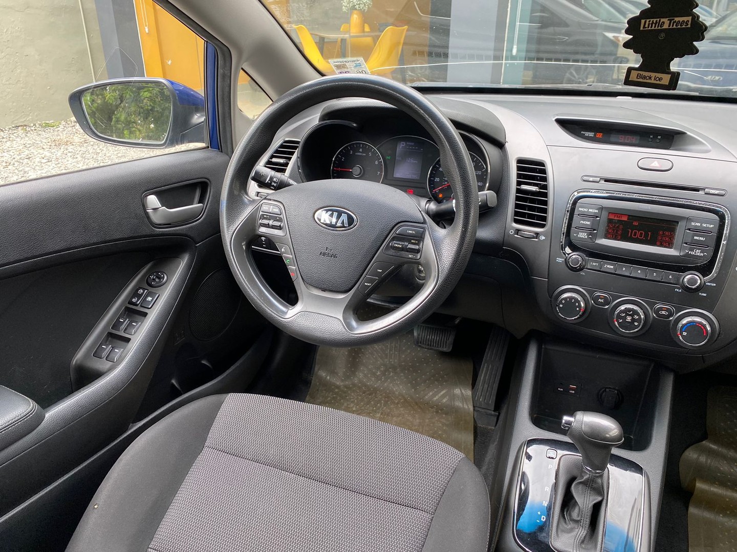 carros - Kia Forte LX 2018
Versión americana 9