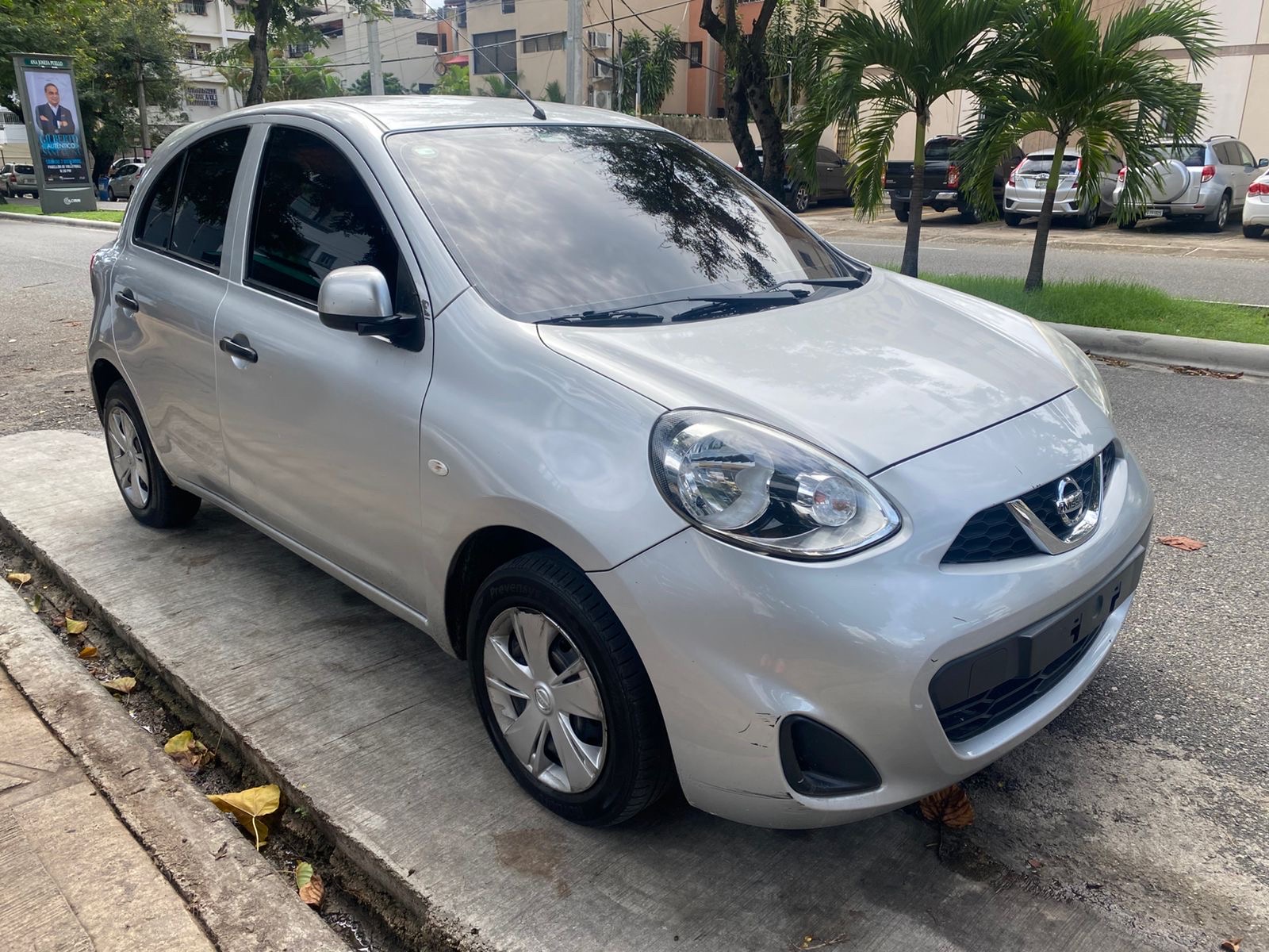 carros - Nissan march 2017 1