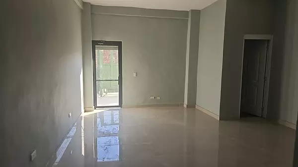 oficinas y locales comerciales - Alquilo Nave 1,265 mts proximo al km 13 aut Duarte 6