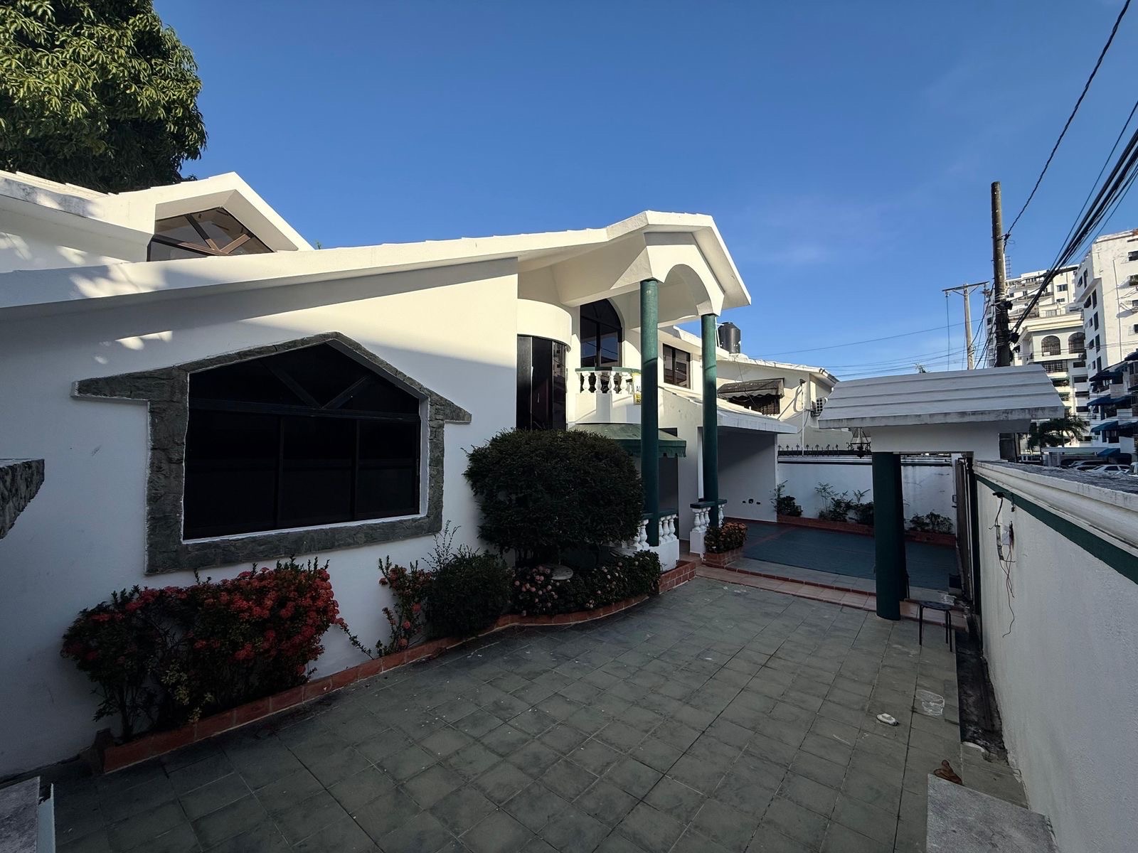 casas - casa en alquiler vacia en Bella vista distrito nacional