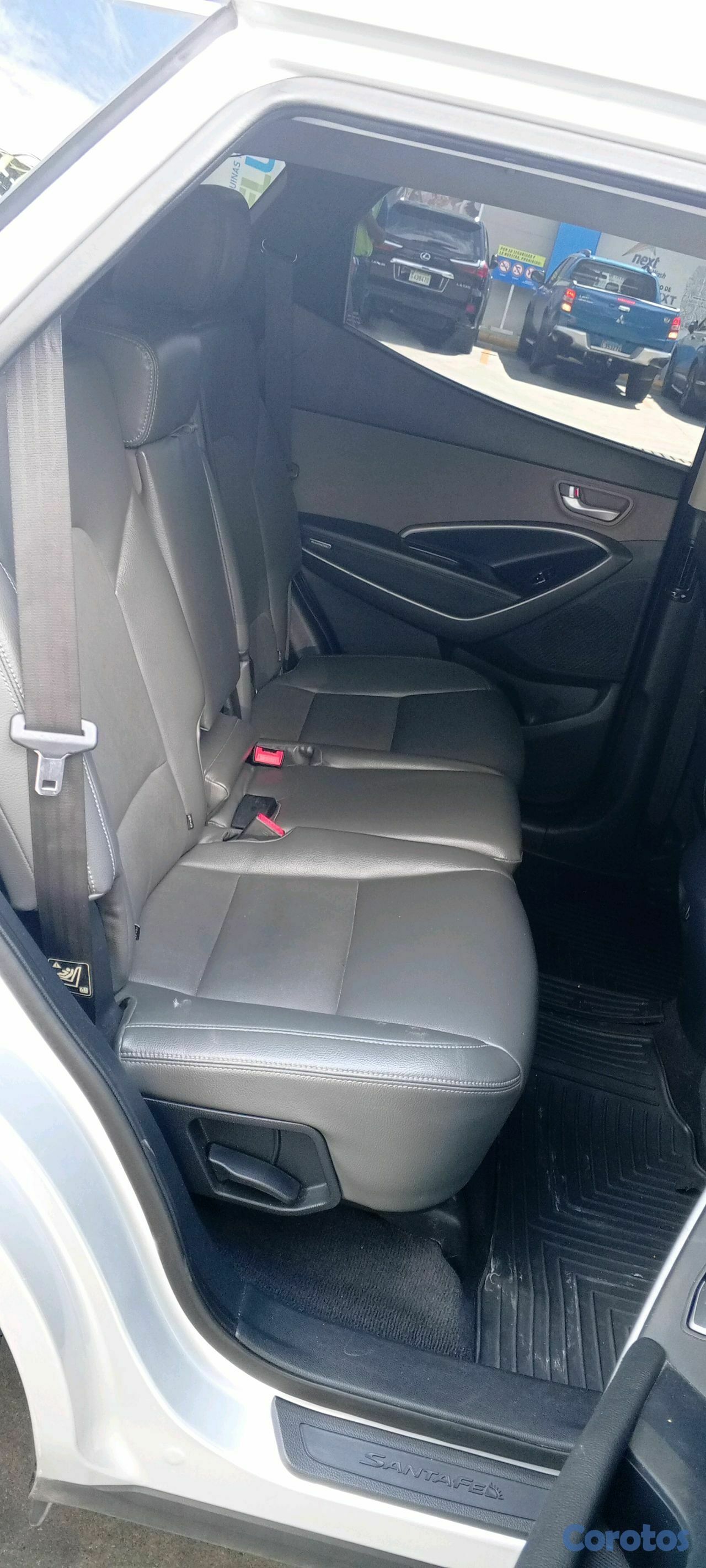 jeepetas y camionetas - Santa Fe Sport 🚘💯 2014 desde 8