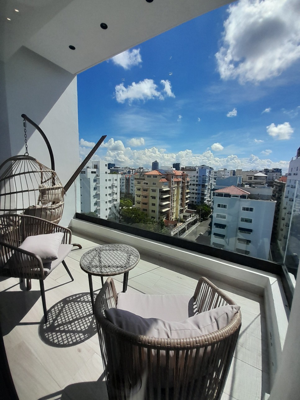 apartamentos - Rento apartamento amueblado moderno de dos habitaciones 0