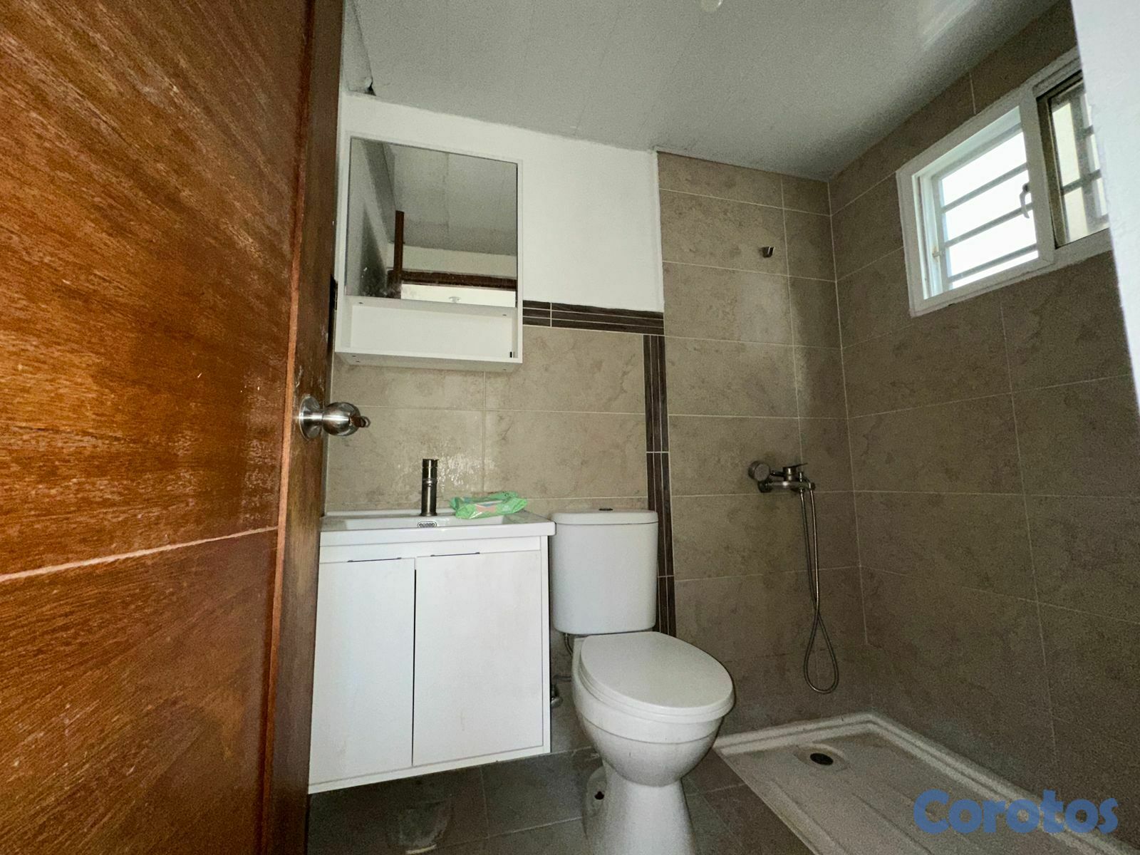 apartamentos - Apartamento en 2do nivel Alameda 9