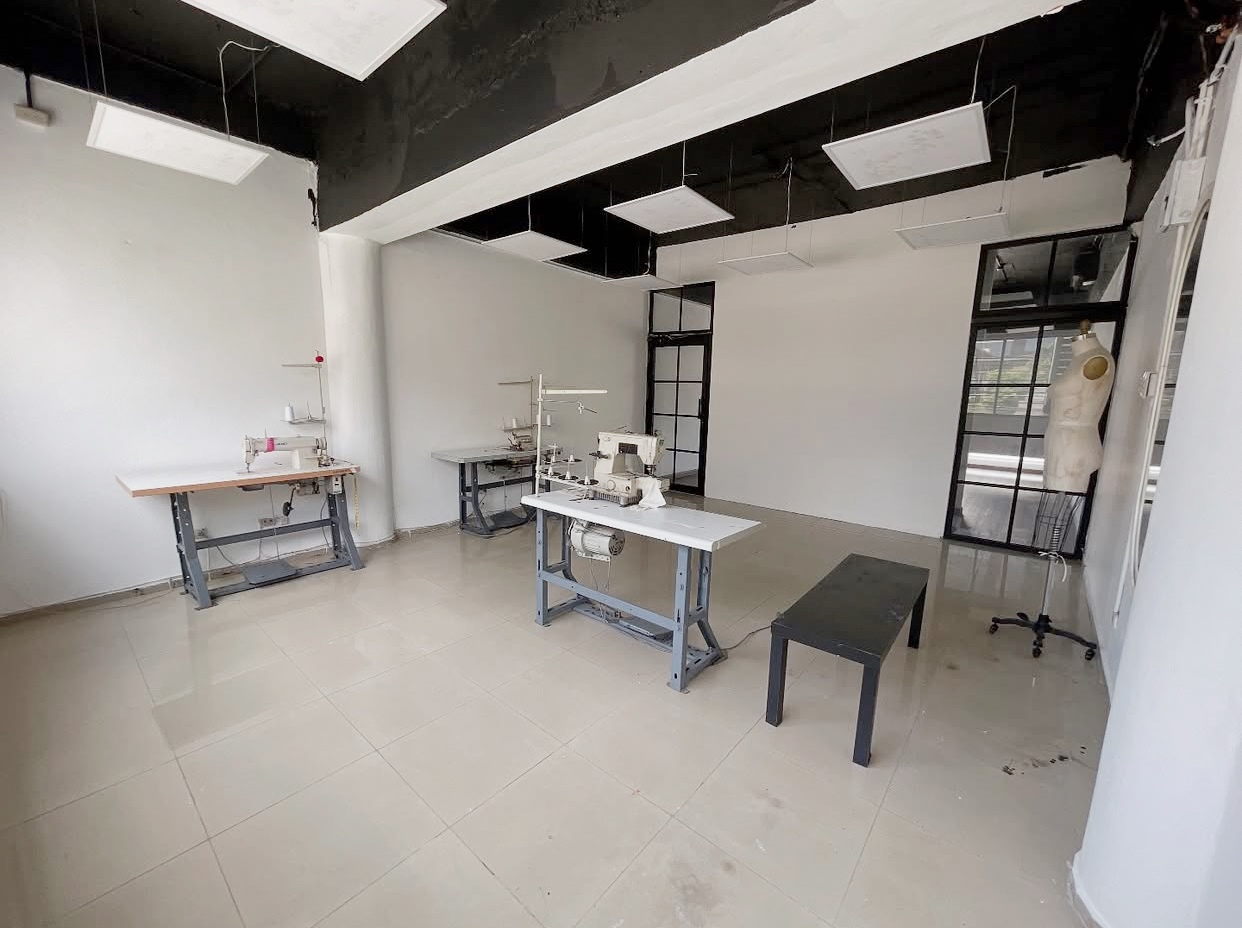 oficinas y locales comerciales - Local en Piantini 3