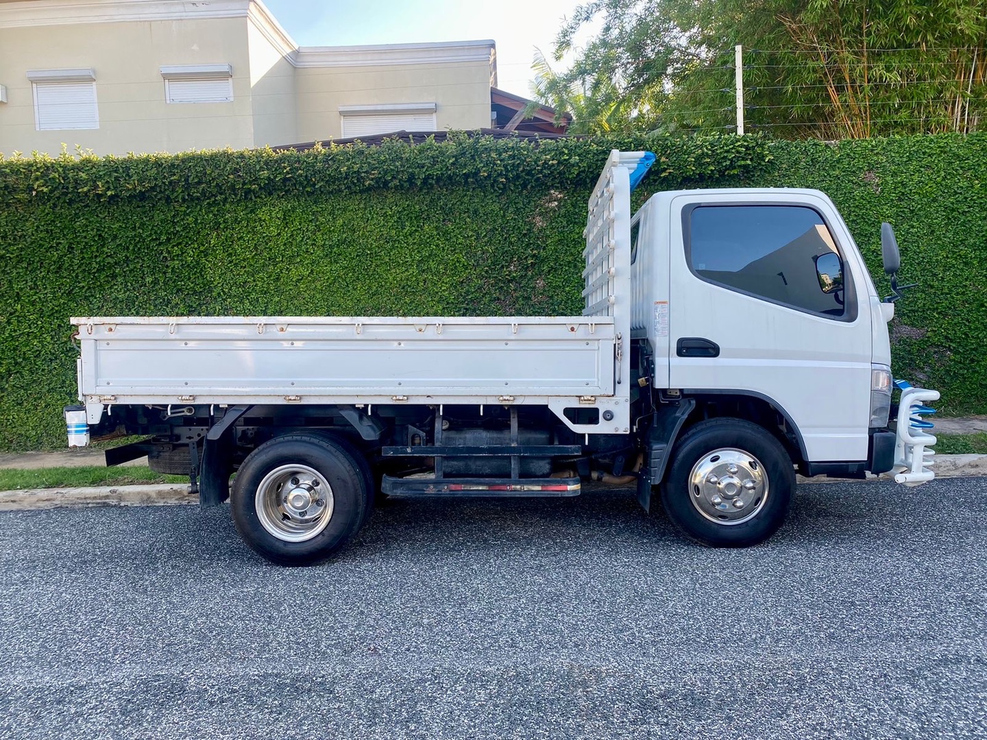 camiones y vehiculos pesados - Mitsubishi Fuso Canter 7