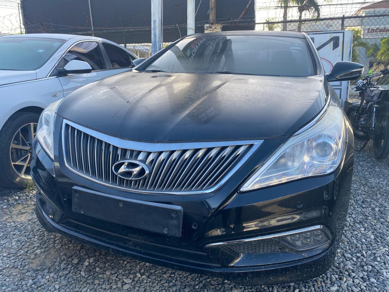 carros - GRANDEUR 2017 NEGRO DESDE: RD$ 690,000.00 0