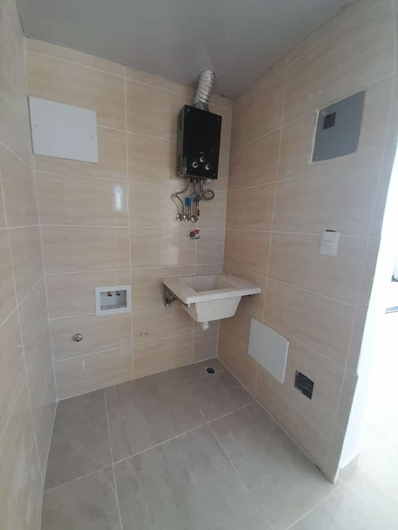 apartamentos - SIN INTERMEDIARIOS, VENDO APARTAMENTO PROXIMO A UNICARIBE. 3