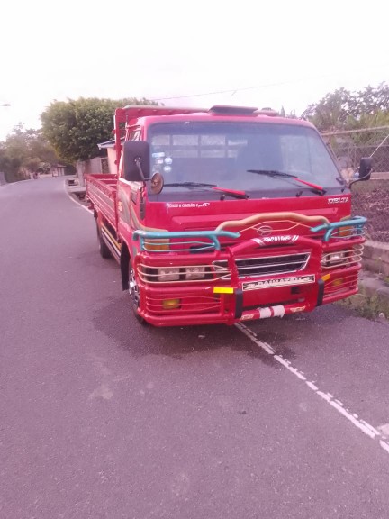otros vehiculos - Camión daihatsu 2007