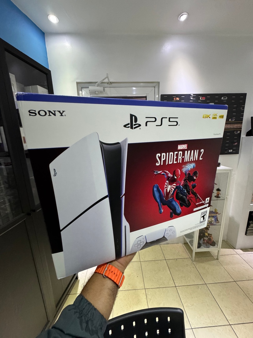 consolas y videojuegos - PlayStation 5 Slim Nuevo Sellado Version Disco, Juego incluido, $ 34,995 NEG 0
