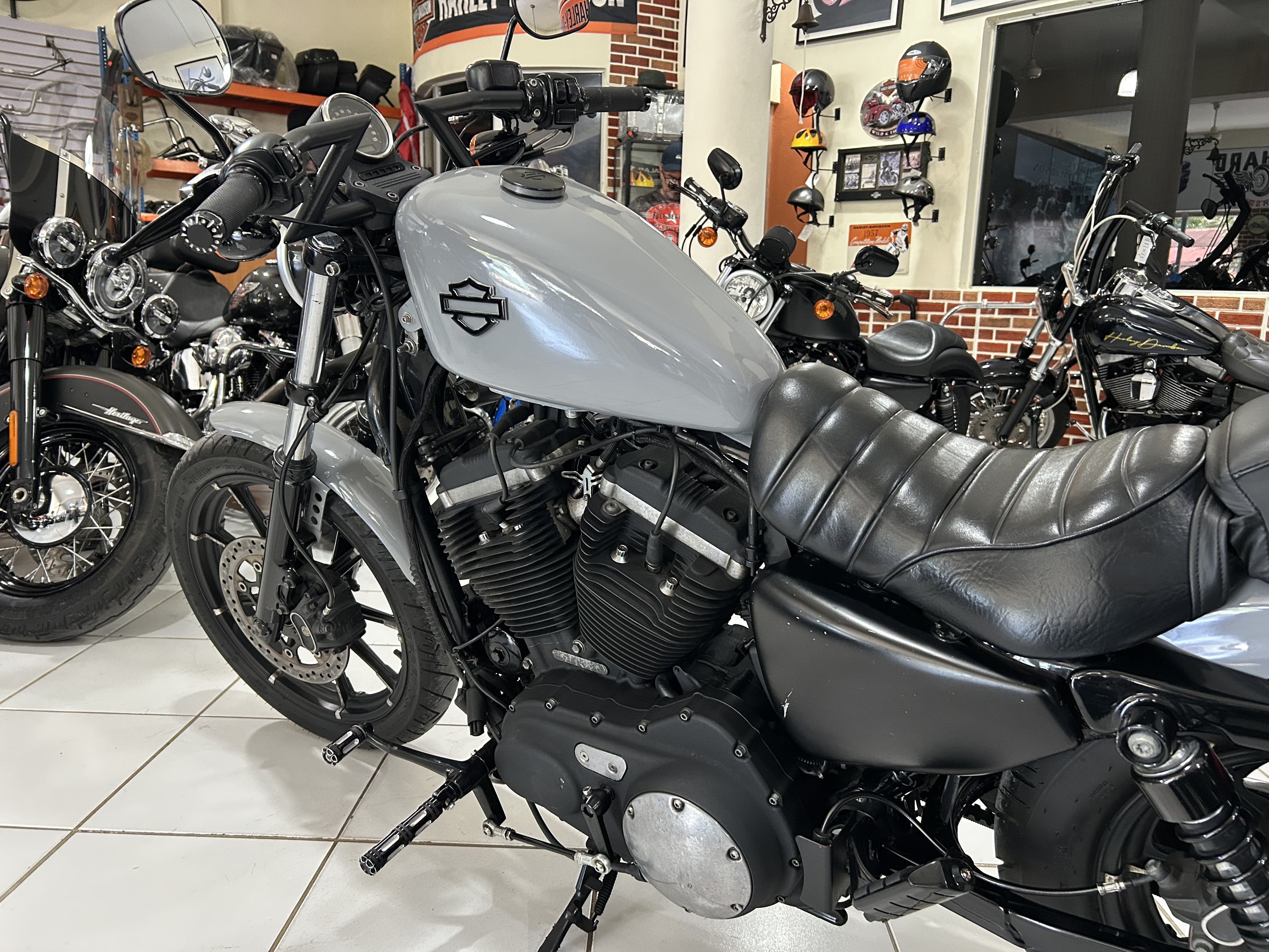 motores y pasolas - Sportster XL 883 año 2016 2