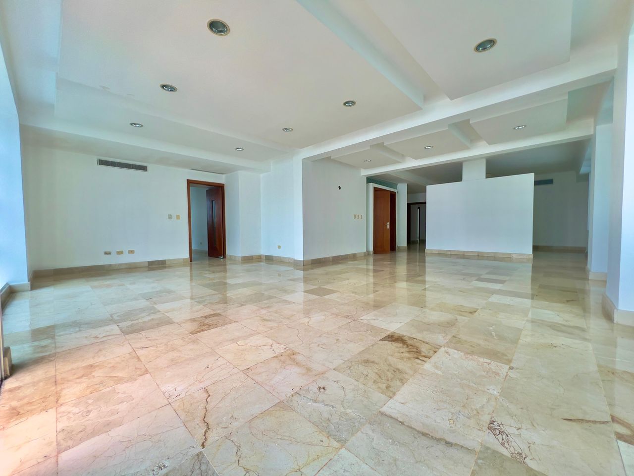 apartamentos - Apartamento en Alquiler en Piantini 3