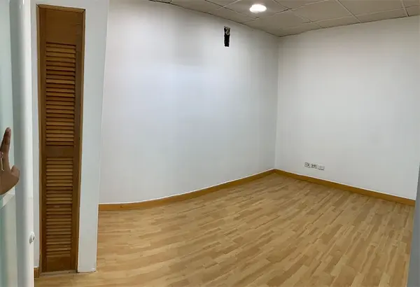 oficinas y locales comerciales - Local en naco segundo nivel 5