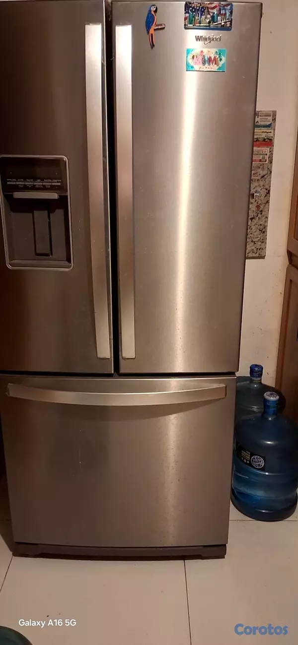 electrodomesticos - Nevera dos puertas y freezer 3