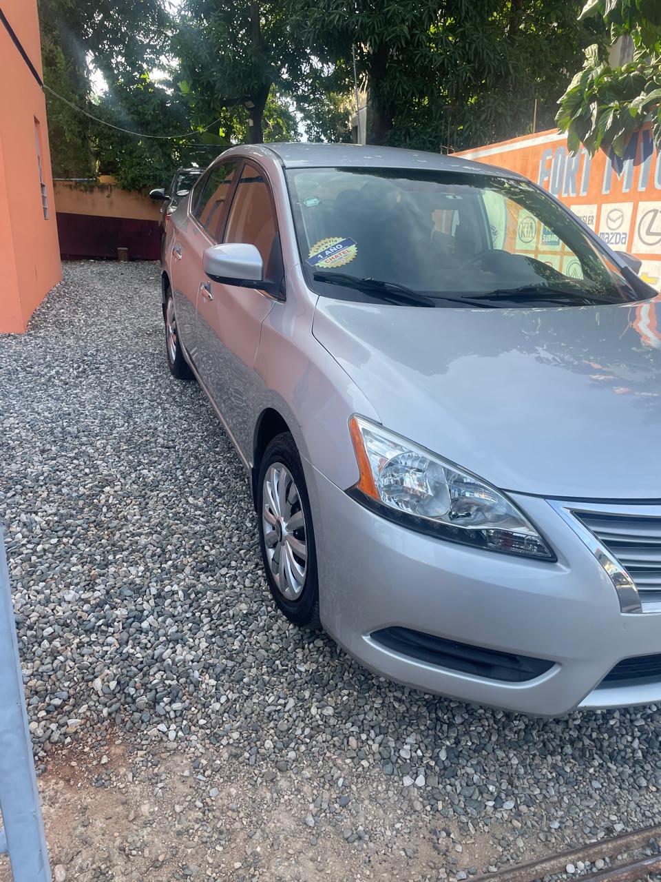 carros - NISSAN SENTRA LE GRIS 2016 CC 1800
