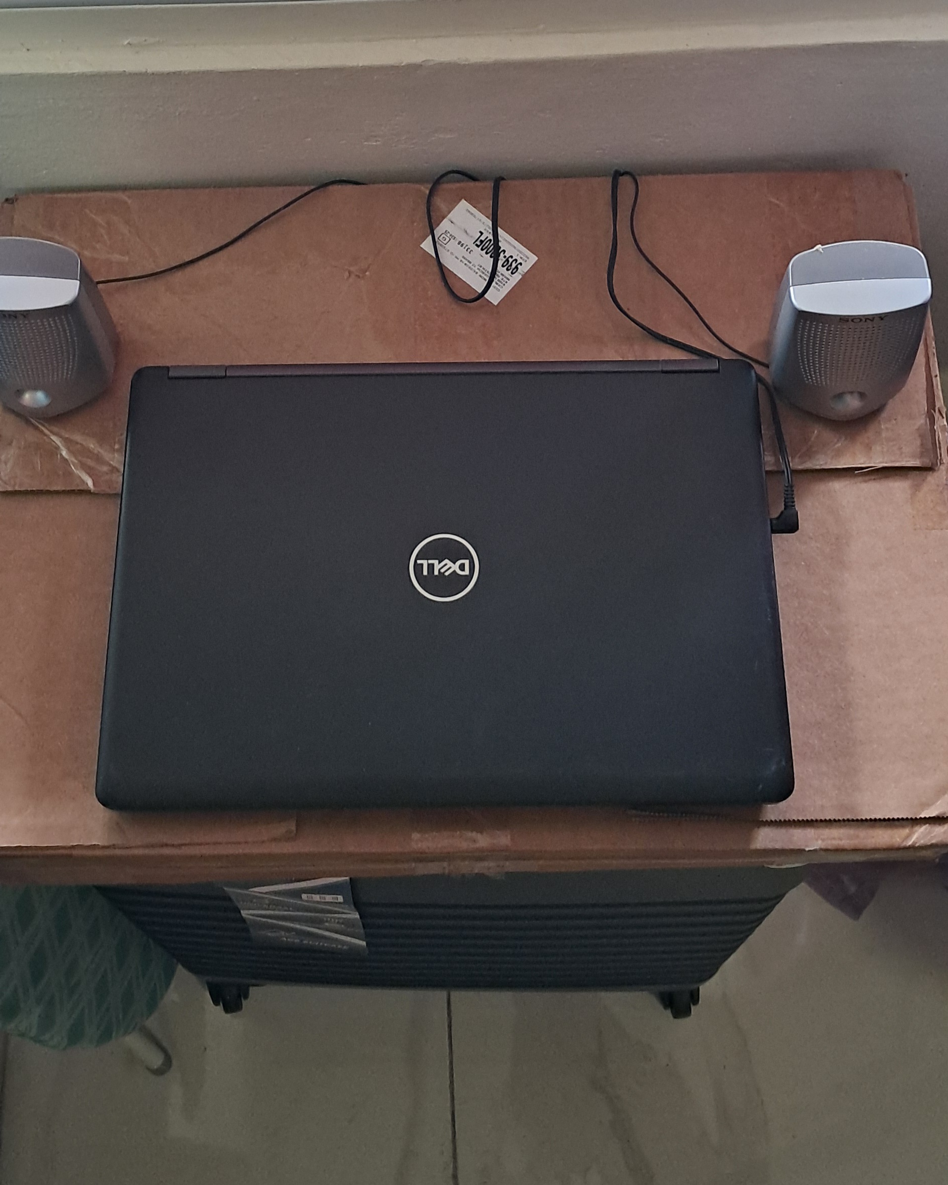 computadoras y laptops - Laptop Dell 5490 500GB SSD M2 i5 12GB Ram DDR4 2