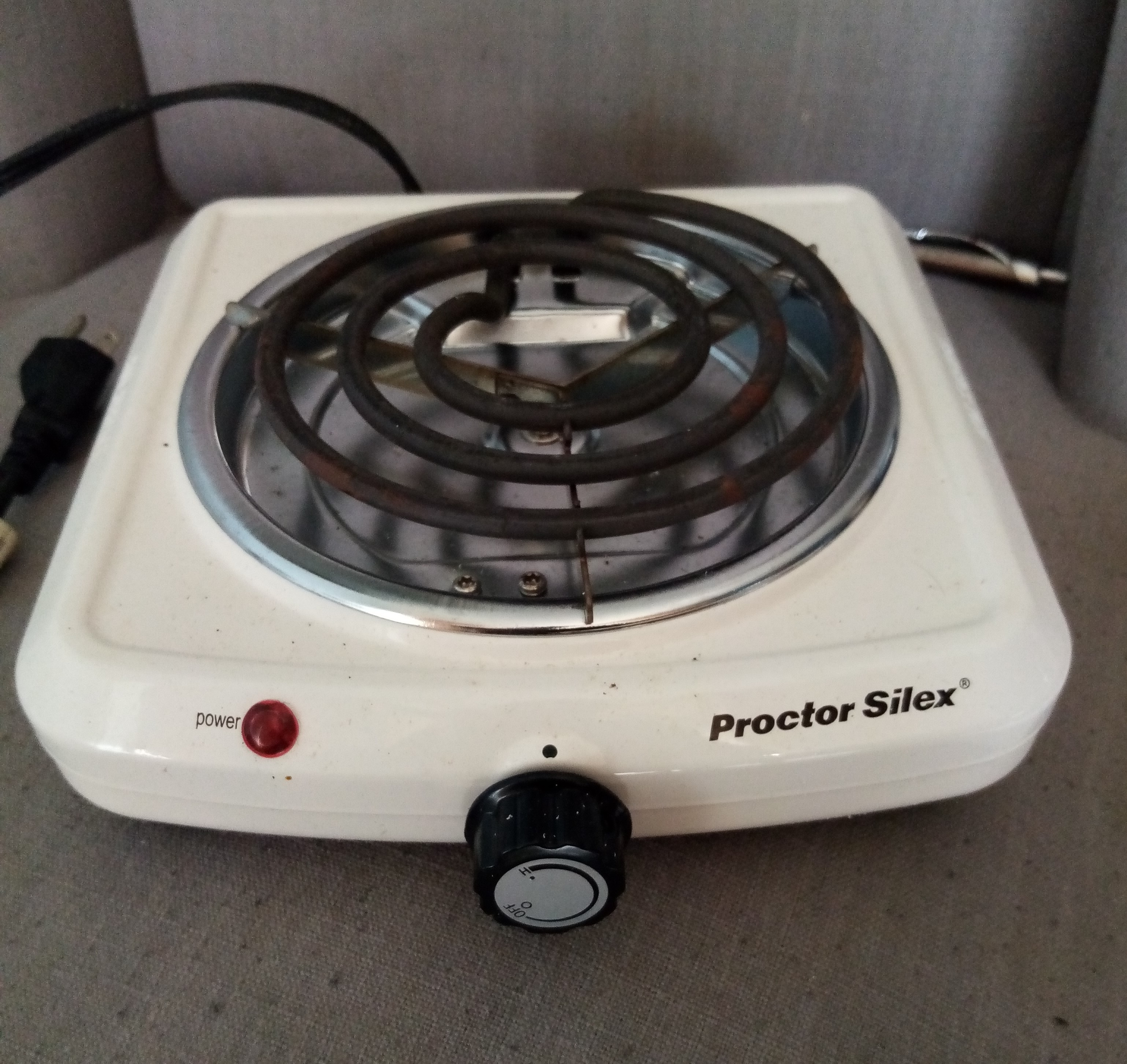 Vendo estufa eléctrica Proctor Silex M/34103 11" 1 Quemador