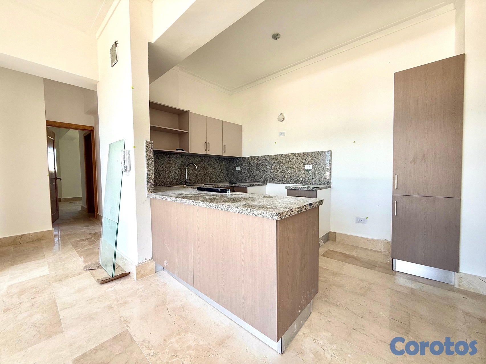 apartamentos - alquiló independencia dos habitaciones 2.5 baños dos parqueos ascensor  2