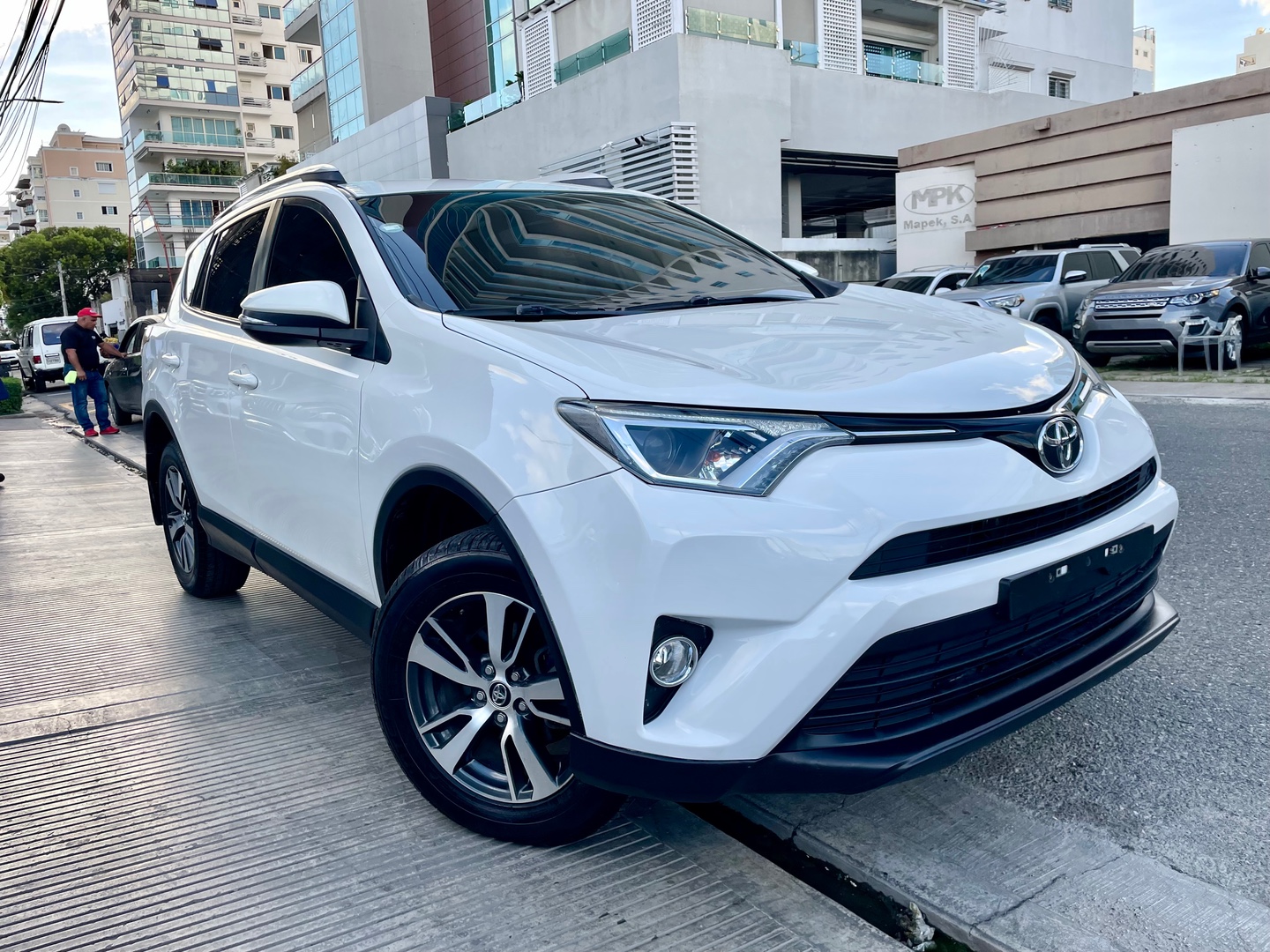 jeepetas y camionetas - Toyota Rav4 2019 4