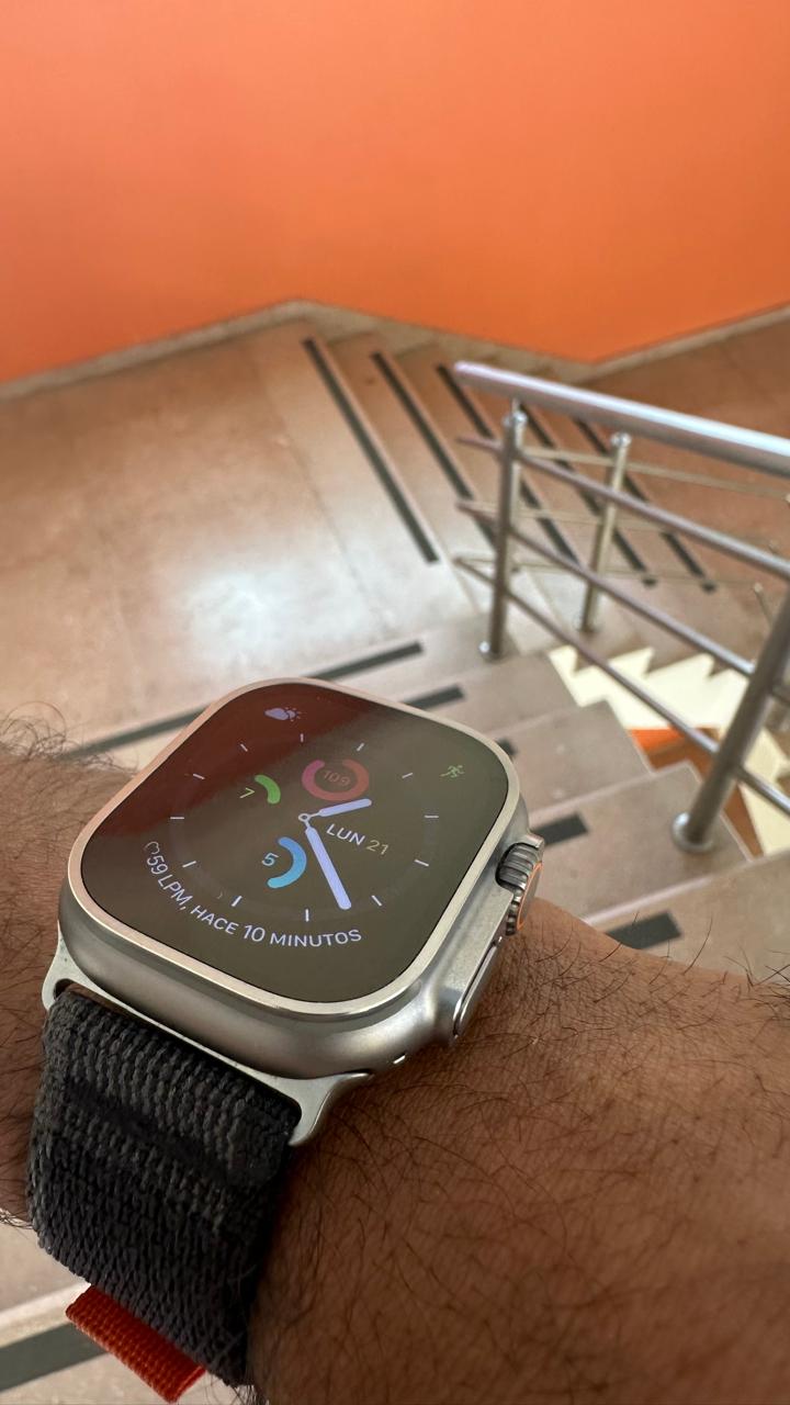 celulares y tabletas - Apple Watch ultra 2 titanium en su caja 30,000