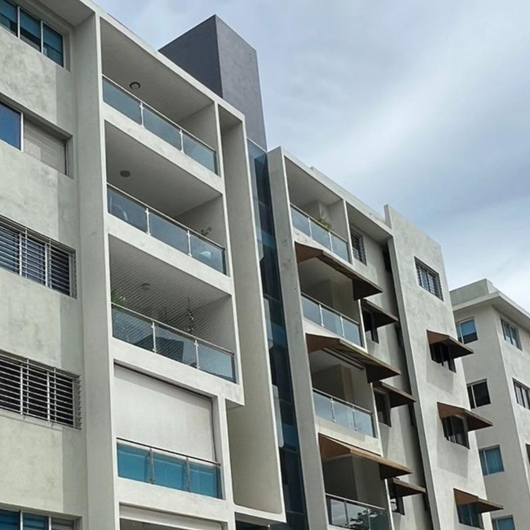 apartamentos - se renta amplio apartamento, próximo a Bellon, Juan Pablo Duarte, Santiago 0