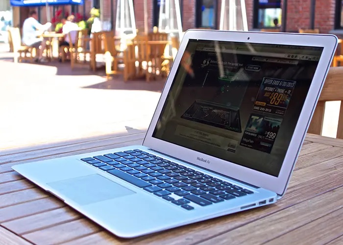 computadoras y laptops - MacBook Air 2015 NEGOCIABLE 