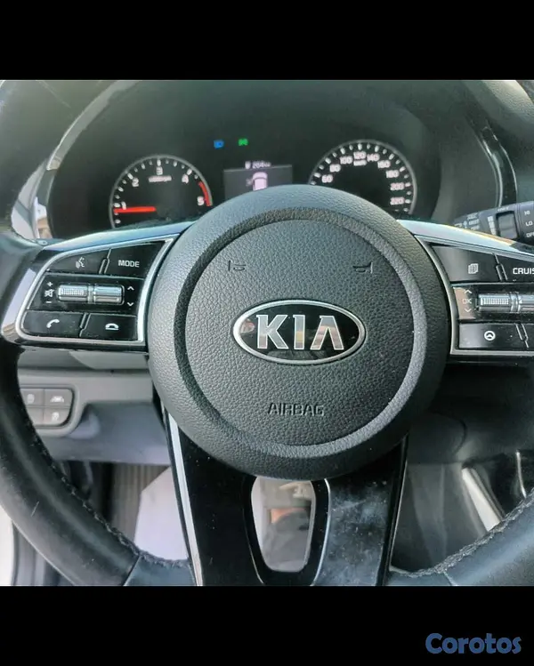 jeepetas y camionetas - KIA SELTOS 2022 BLANCO DIESEL 13