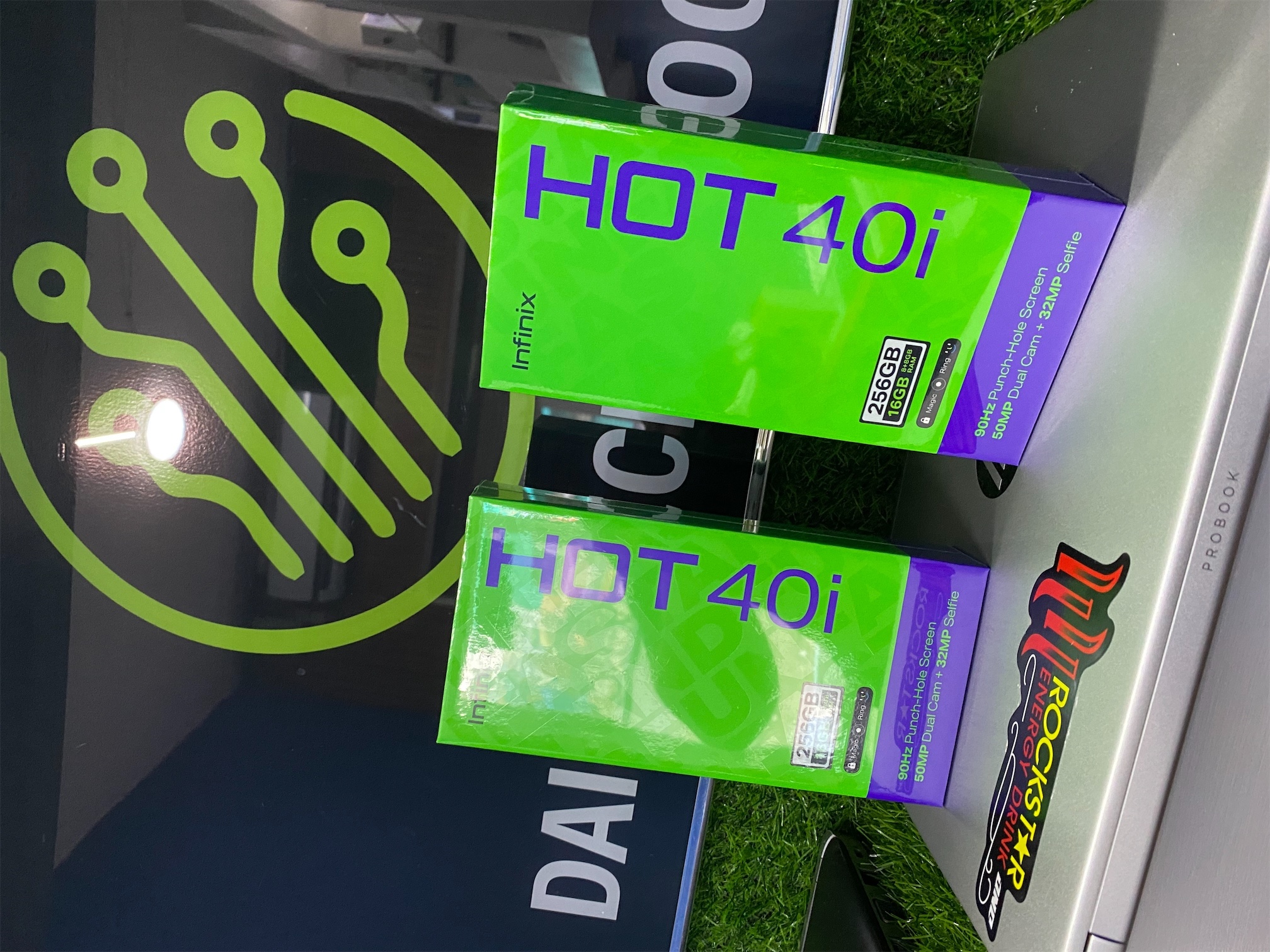 celulares y tabletas - Infinix Hot 🥵 40i 256GB+16GB  3