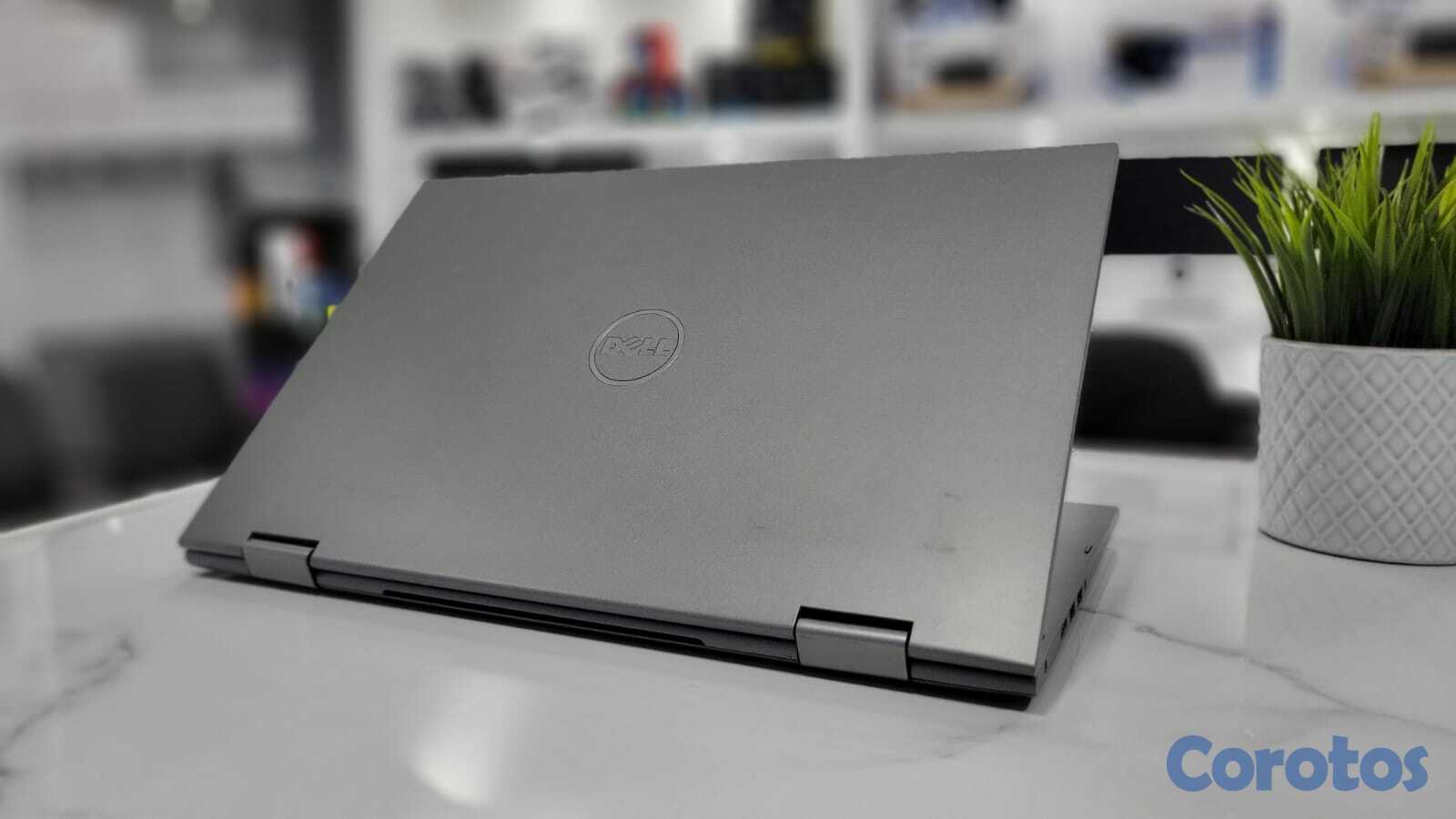 computadoras y laptops - Dell inspiron 15-5578 i5 7ma 16gb 512 ssd Touch 3