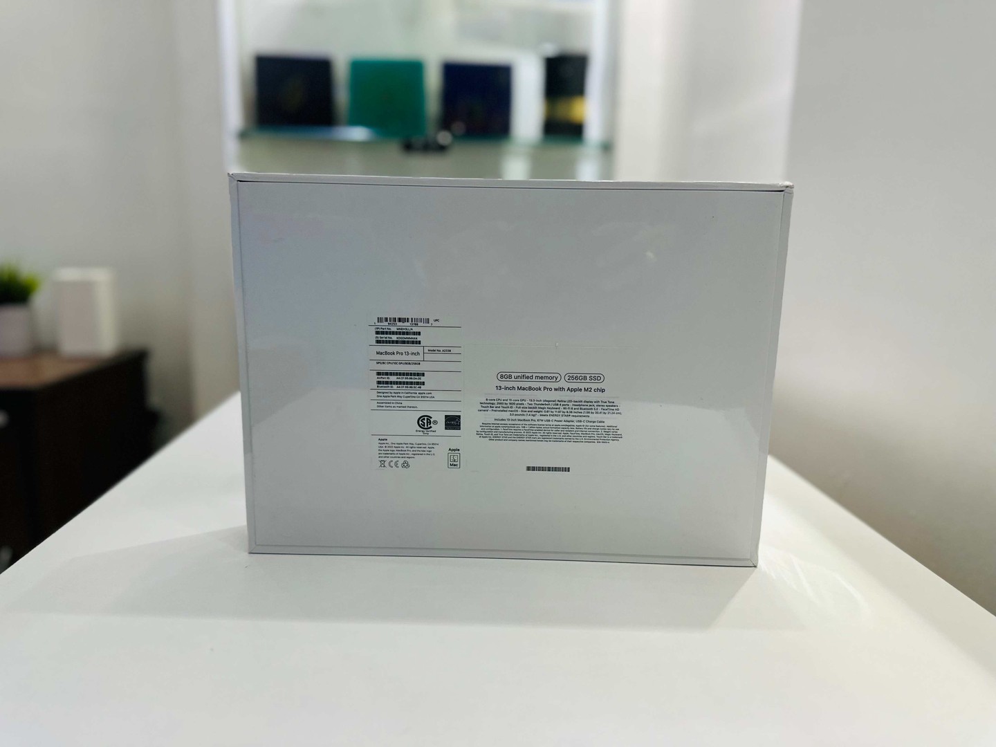 celulares y tabletas - Vendo MacBook PRO 2022 M2 Apple Chip / 256GB 8GB Ram Nueva Sellada $ 73,500 NEG 2