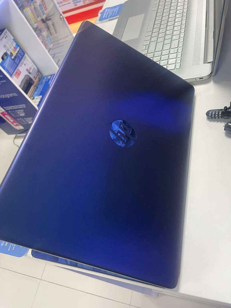 Laptop Hp 15-DY2104DS - Intel I3-125G4 1