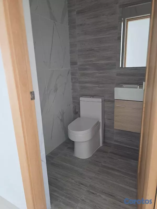 apartamentos - Vendo Oportunidad en Urb. Real, Apto. con 2 Terrazas, 2 hab+S, 2 Parqueo techado 8