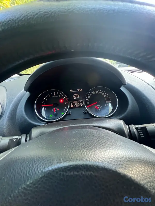 jeepetas y camionetas - Nissan Qashqai 2011 6