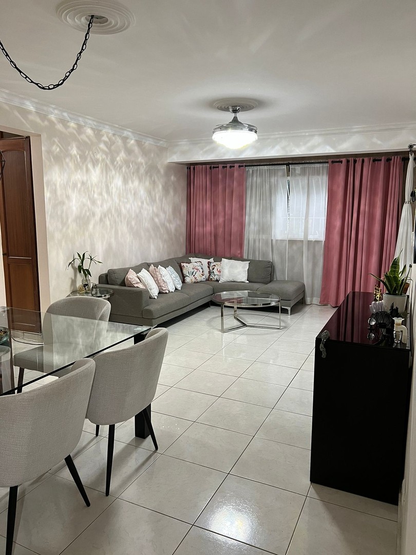 apartamentos - Se vende apartamento en Arroyo Hondo Viejo 0