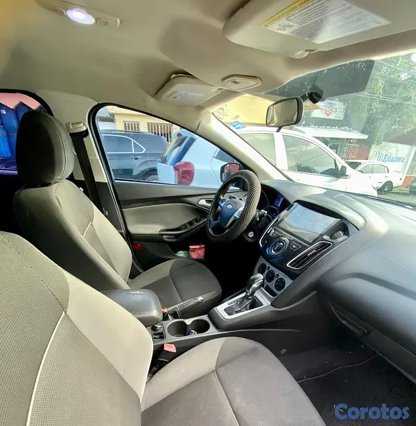 carros - 🚗🔥 Ford Focus 2013 en venta 🔥🚗 7