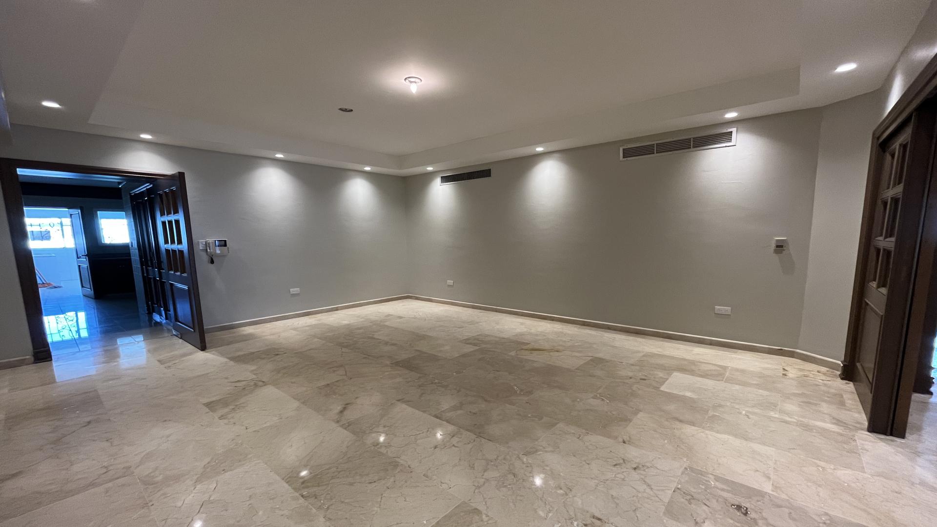 apartamentos - Apartamento en Alquiler en PIANTINI de TRES Habitaciones con Estudio 4