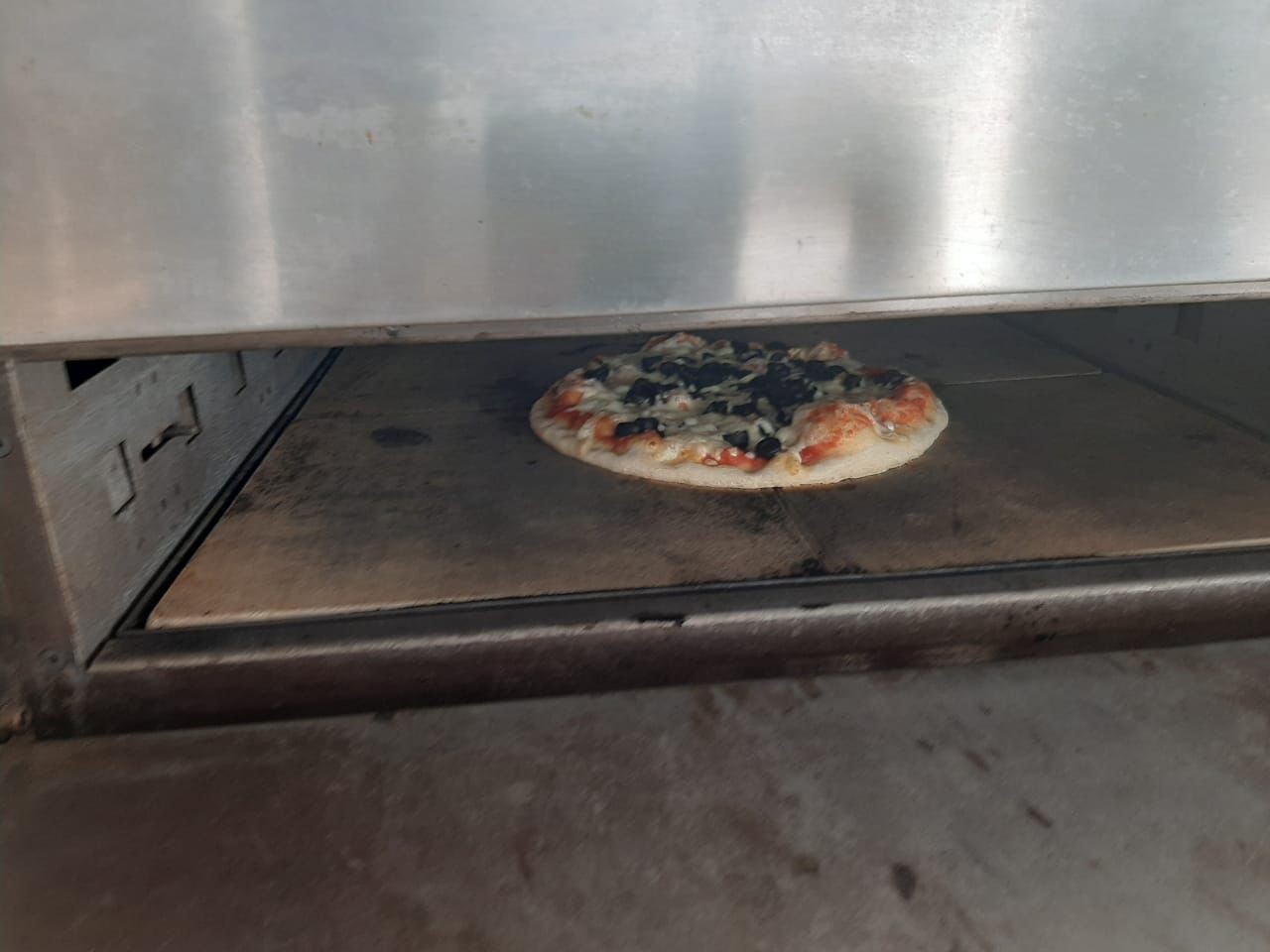 equipos profesionales - Horno italiano con piedra refractaria  2