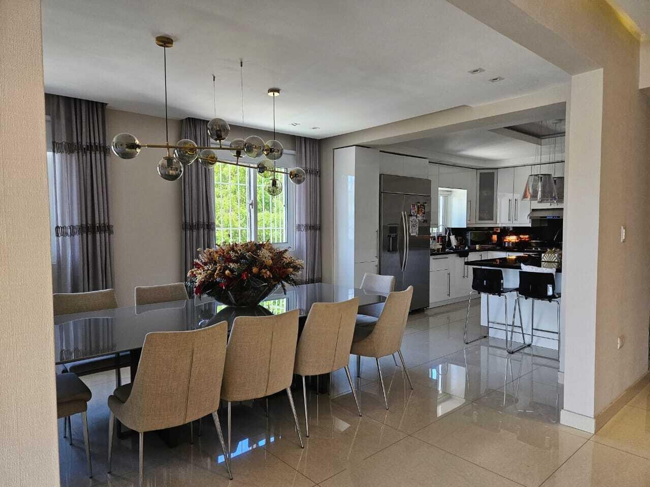 apartamentos - Apartamento en Venta de Cuatro Habitaciones 2