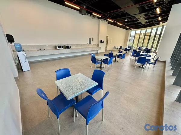 oficinas y locales comerciales - Oficina Ejecutiva Nueva en Alquiler PIANTINI 5