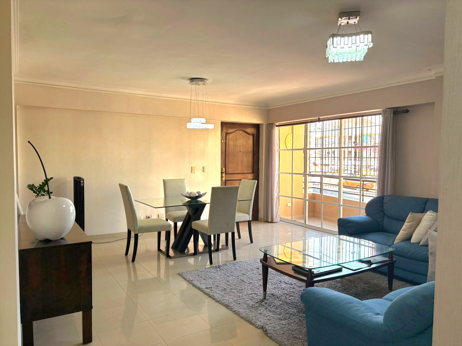 apartamentos - Nuevo Arroyo Hondo
Cerca del Supermercado Nacional.