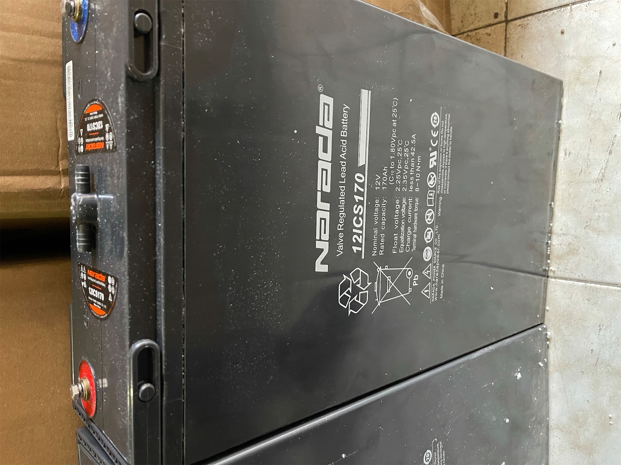 Batería Narada para UPS ó sistema Solar. 12V 170 Ah 2