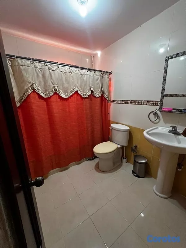 casas - venta de casa en la autopista de san isidro Santo Domingo este  12