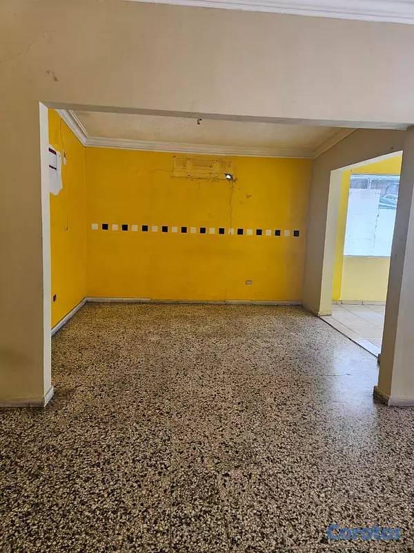 oficinas y locales comerciales - Casa comercial en alquiler en Los Cacicazgos 7