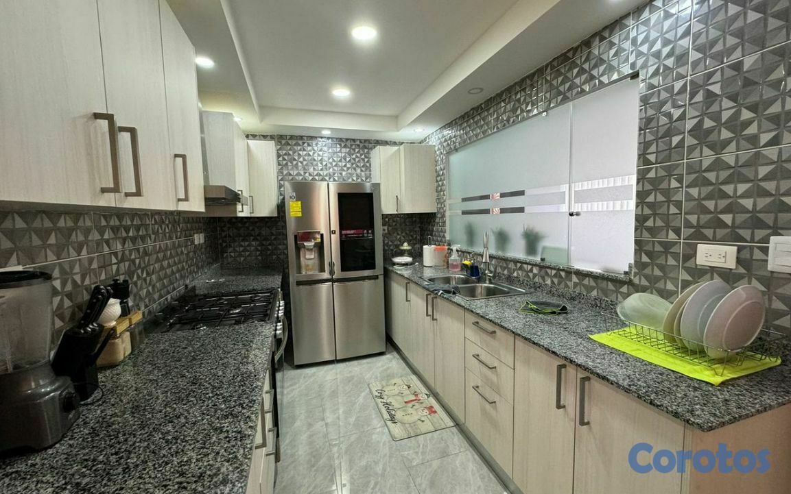 apartamentos - Disponible 3er nivel en Jardines del Sur 1