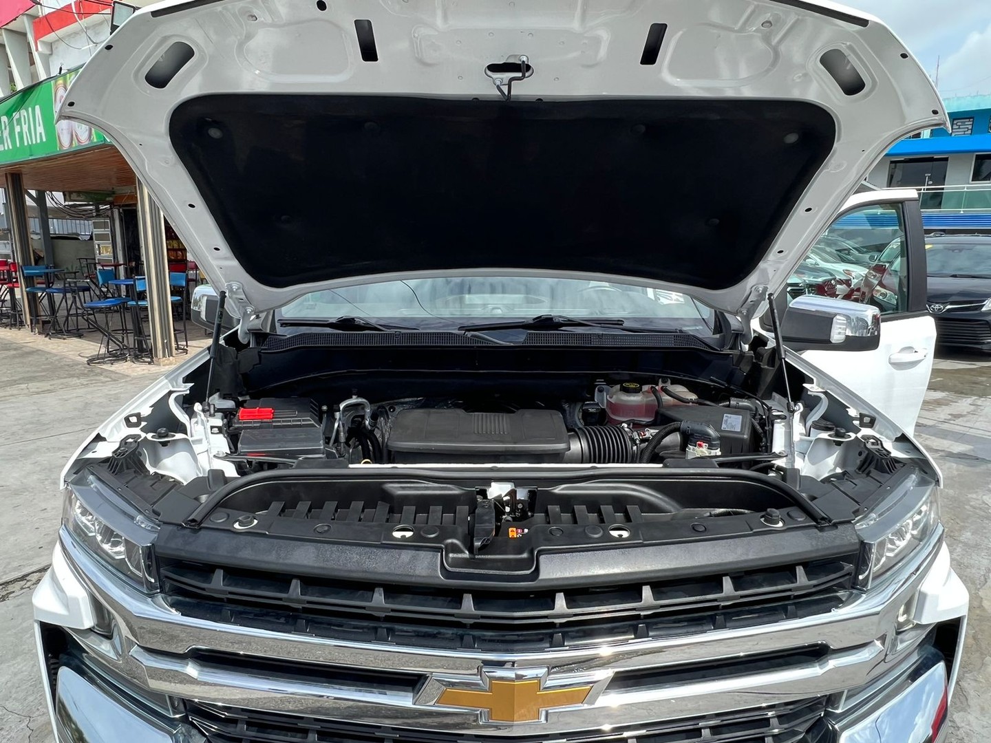 jeepetas y camionetas - Chevrolet Silverado 1500 LT 2019 3