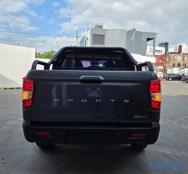 jeepetas y camionetas - KGM REXTON 2021 GRIS OSCURO DIESEL 6