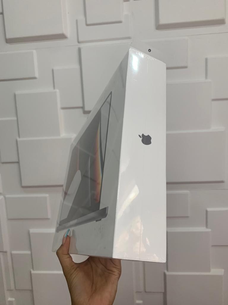 celulares y tabletas - MacBook Pro 14-inch 2021 32gb RAM 1TB 1
