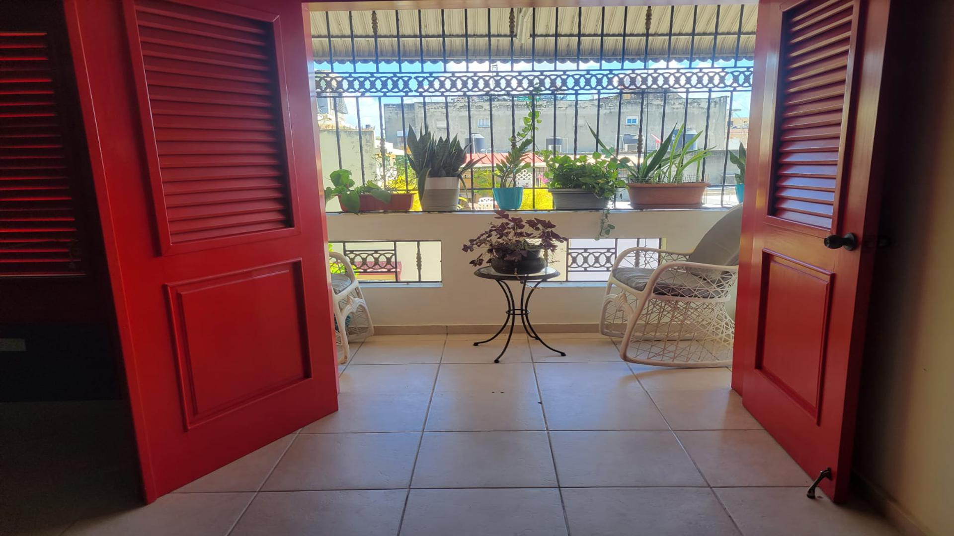 apartamentos - Venta de Apartamentos segundo y tercer nivel en la Zona Colonial 2